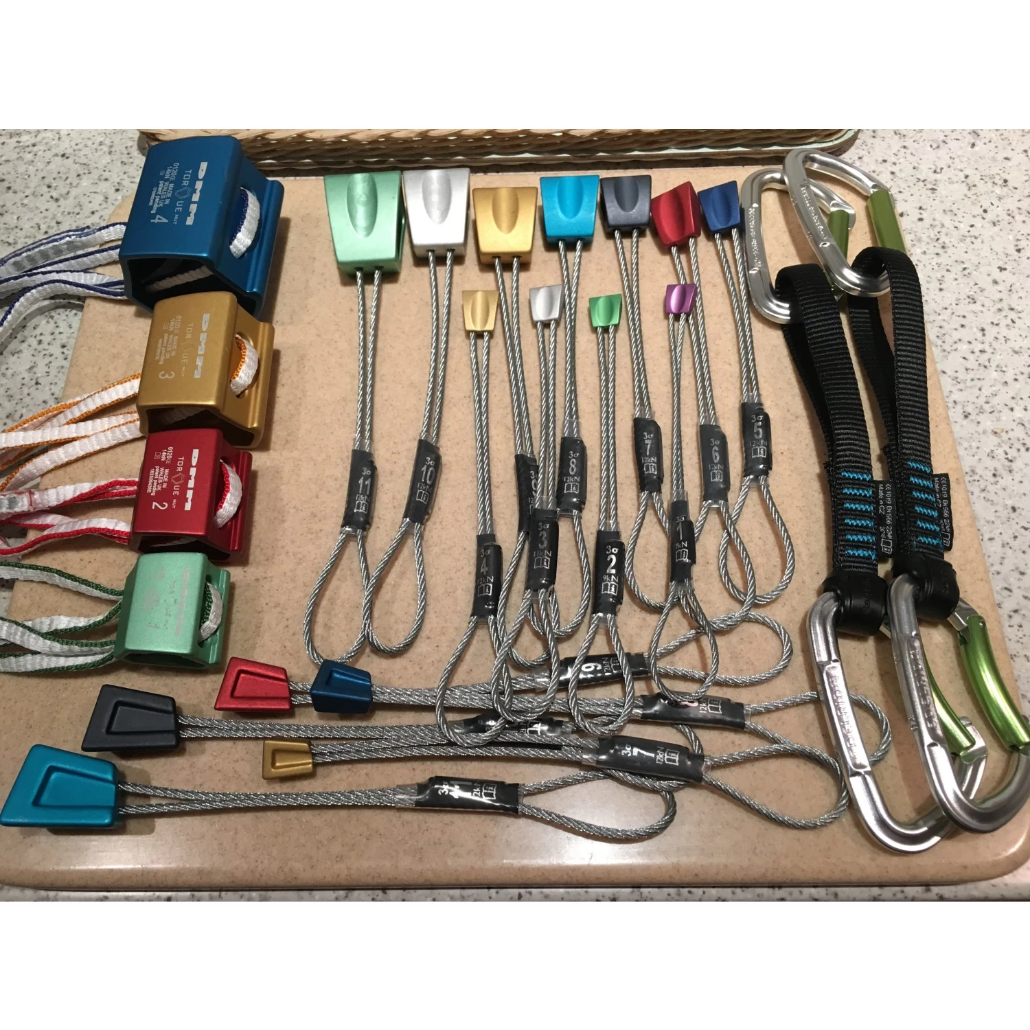 DMM Starters Nut Set - Nut 7 DMM Starters Nut Set - Nut - Image 5